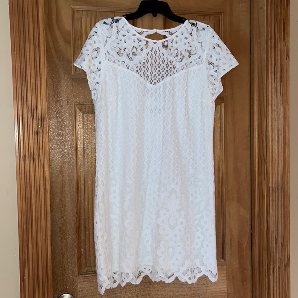 White lace dress